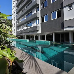 https://apto-em-localizao-incrvel-no-centro-prdio-com-piscina-e.santa-catarina-brasil.com